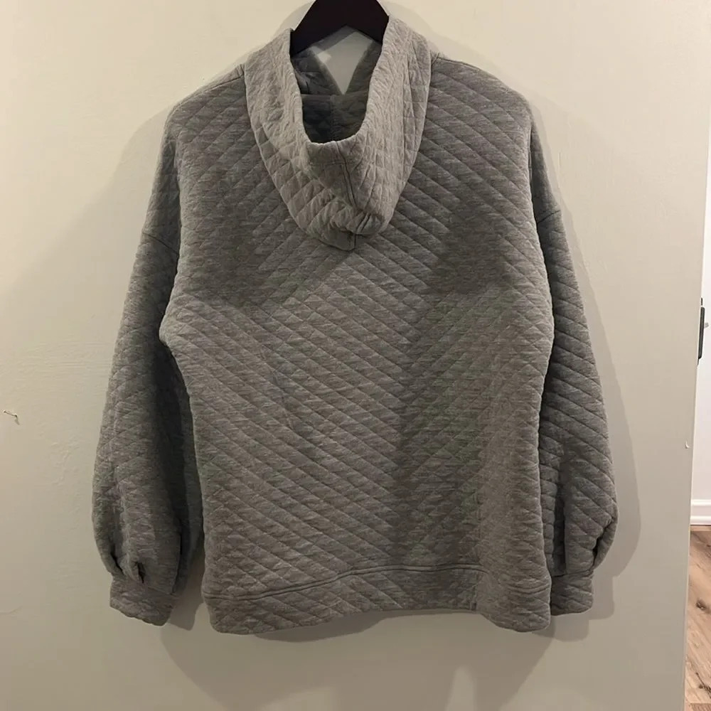 Sanctuary Quilted Sweatshirt - Size Medium - Picture 7 of 9